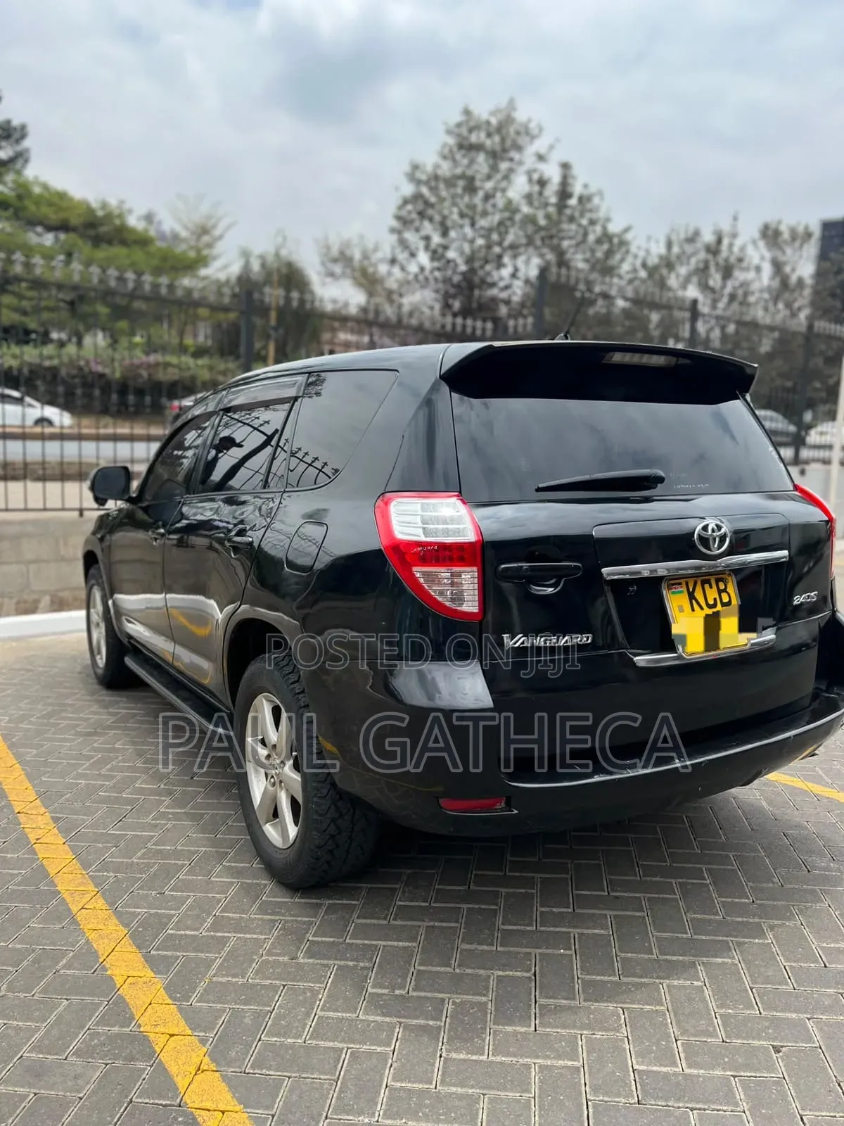 Toyota Vanguard 2007 Black
