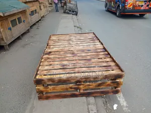 Detachable Pallet Bed