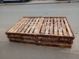 Detachable Pallet Bed
