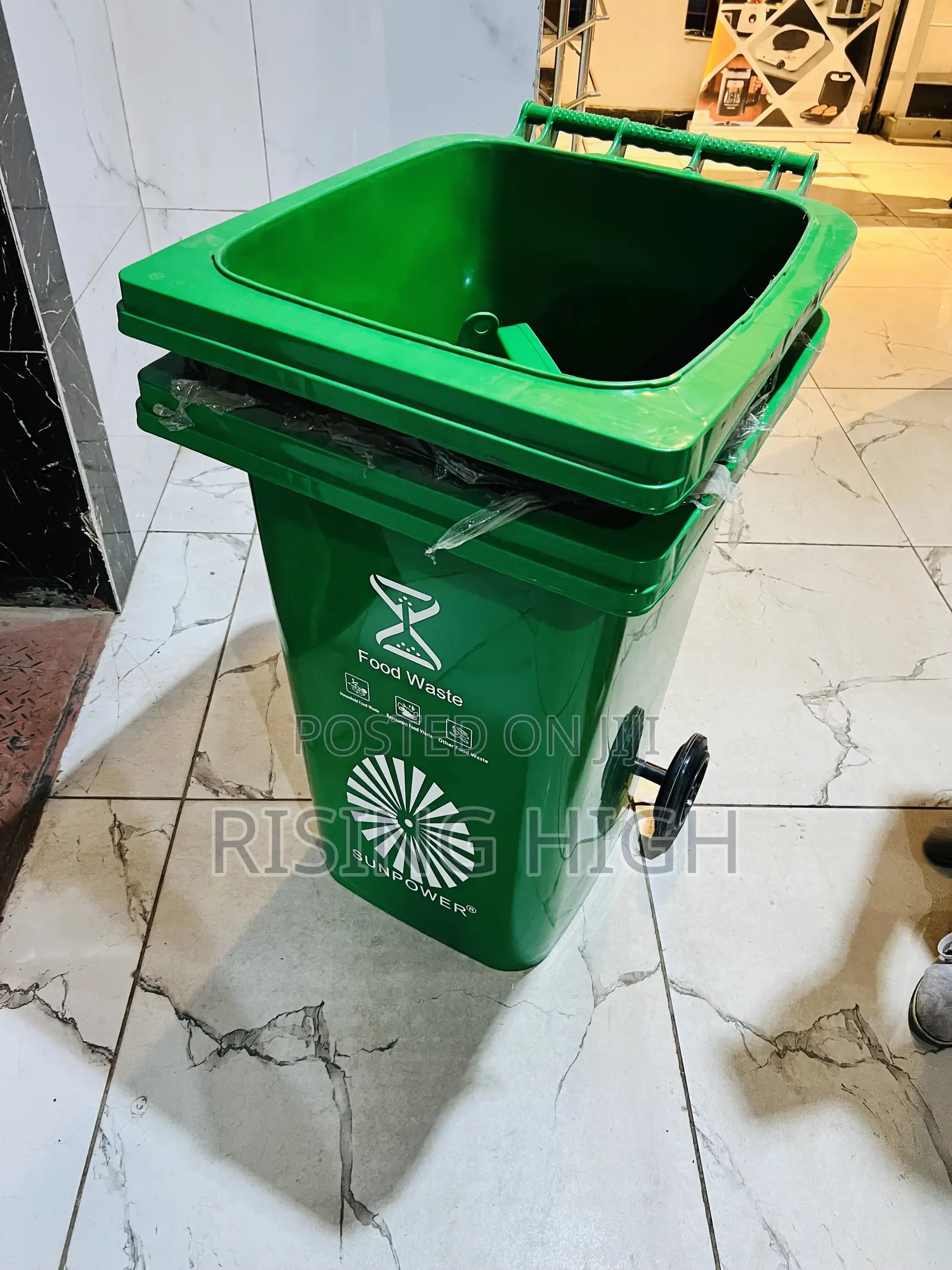 Smooth Steady 240liters Bin