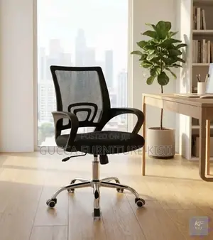 Ergonomic Swivel Chair With a Low Mesh Back