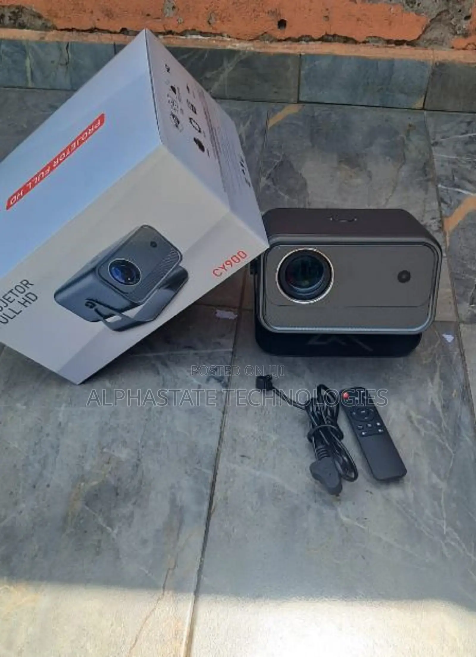 CY900 HD Multimedia Projector With Big Screen Display