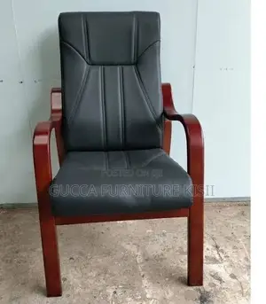4 Legged Executive Visitor's Chair With Mahogany Armrest