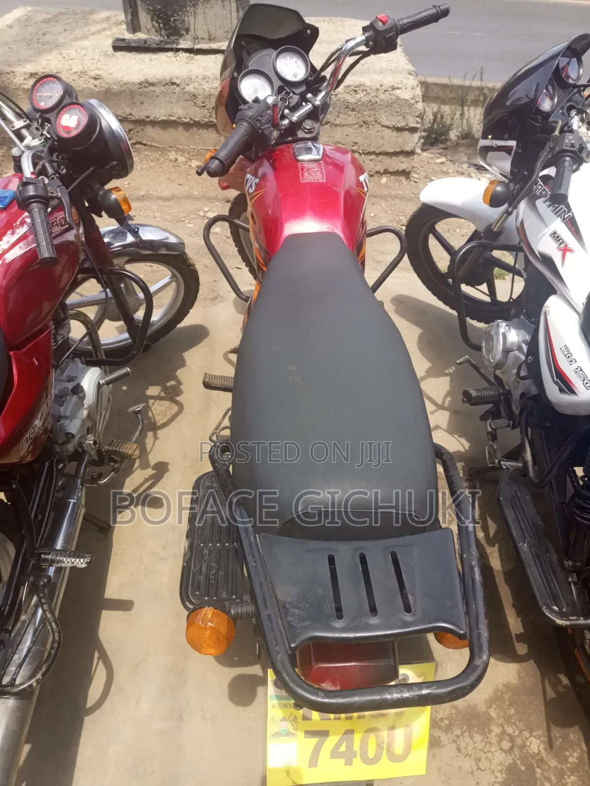 TVS HLX Plus ES 2025 Red
