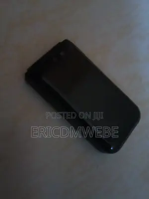 Nokia 2720 Flip 512 GB Black