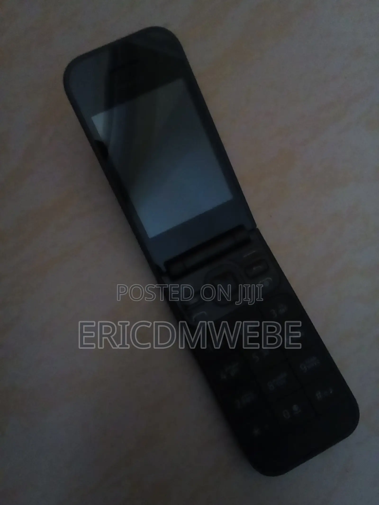 Nokia 2720 Flip 512 GB Black