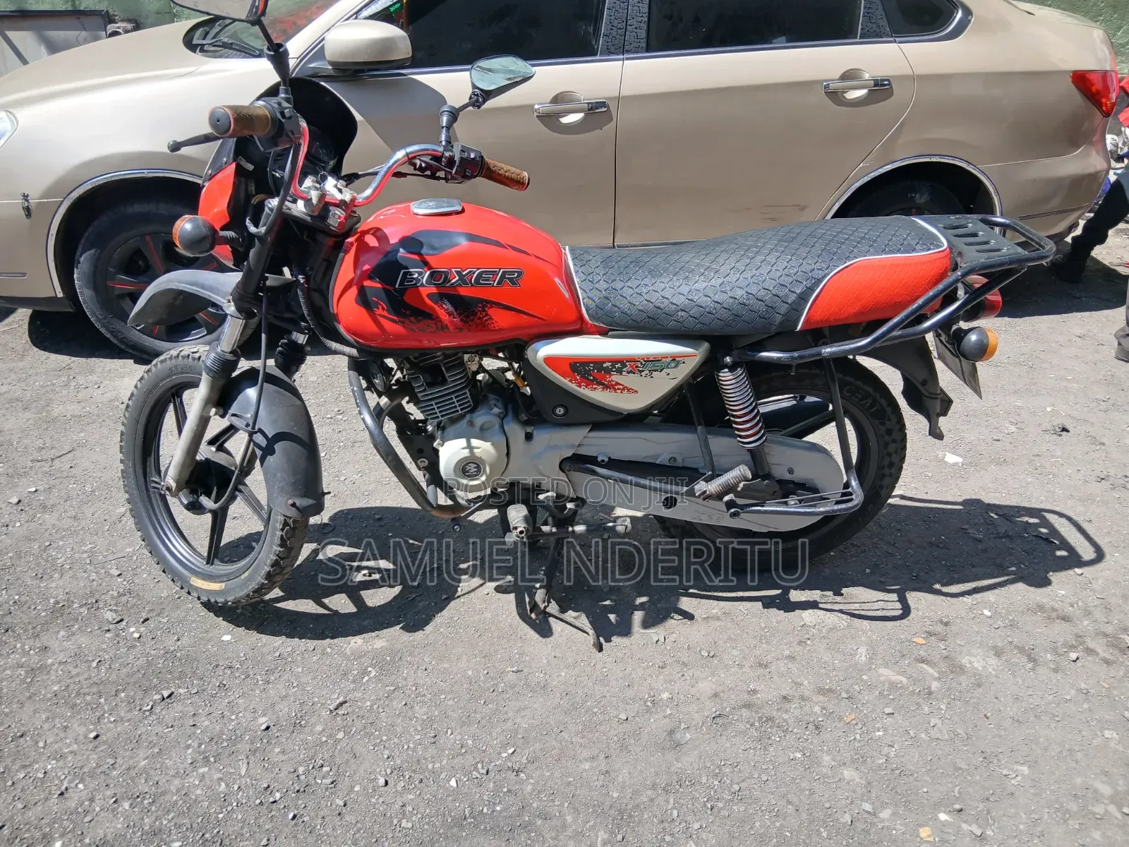Bajaj Boxer 125 2021 Red