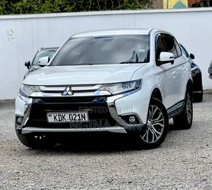 Mitsubishi Outlander 2015 Silver
