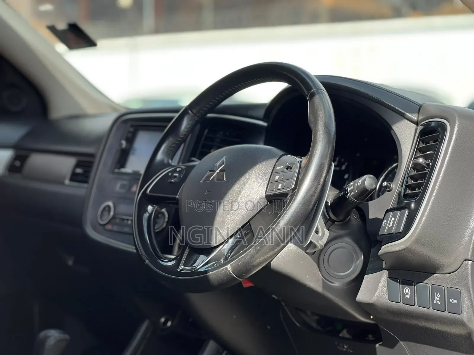 Mitsubishi Outlander 2015 Silver