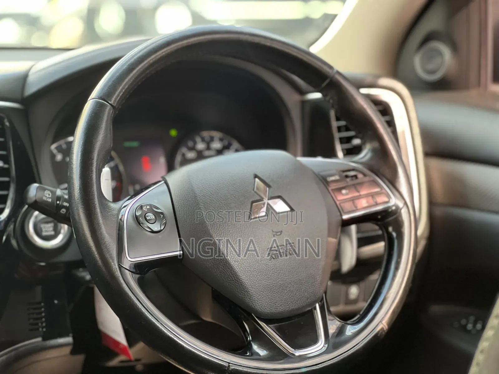 Mitsubishi Outlander 2015 Silver