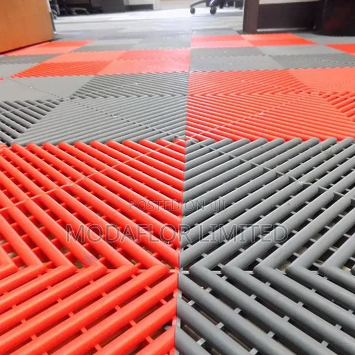 Garage Workshop Flooring Tiles With Open Grid Tiles