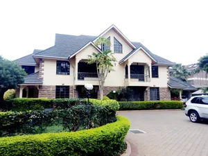 5bdrm Maisonette in Lavington, Gateway Mall Area for rent