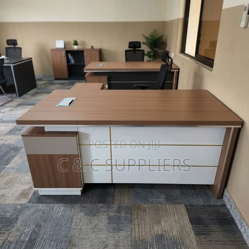 1800MM Advance Executive Desk.