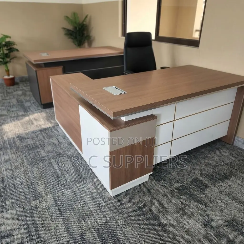 1800MM Advance Executive Desk.