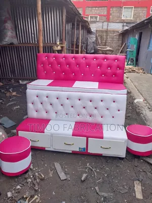 Pedicure 3 Seater Pink and White, With Drowers