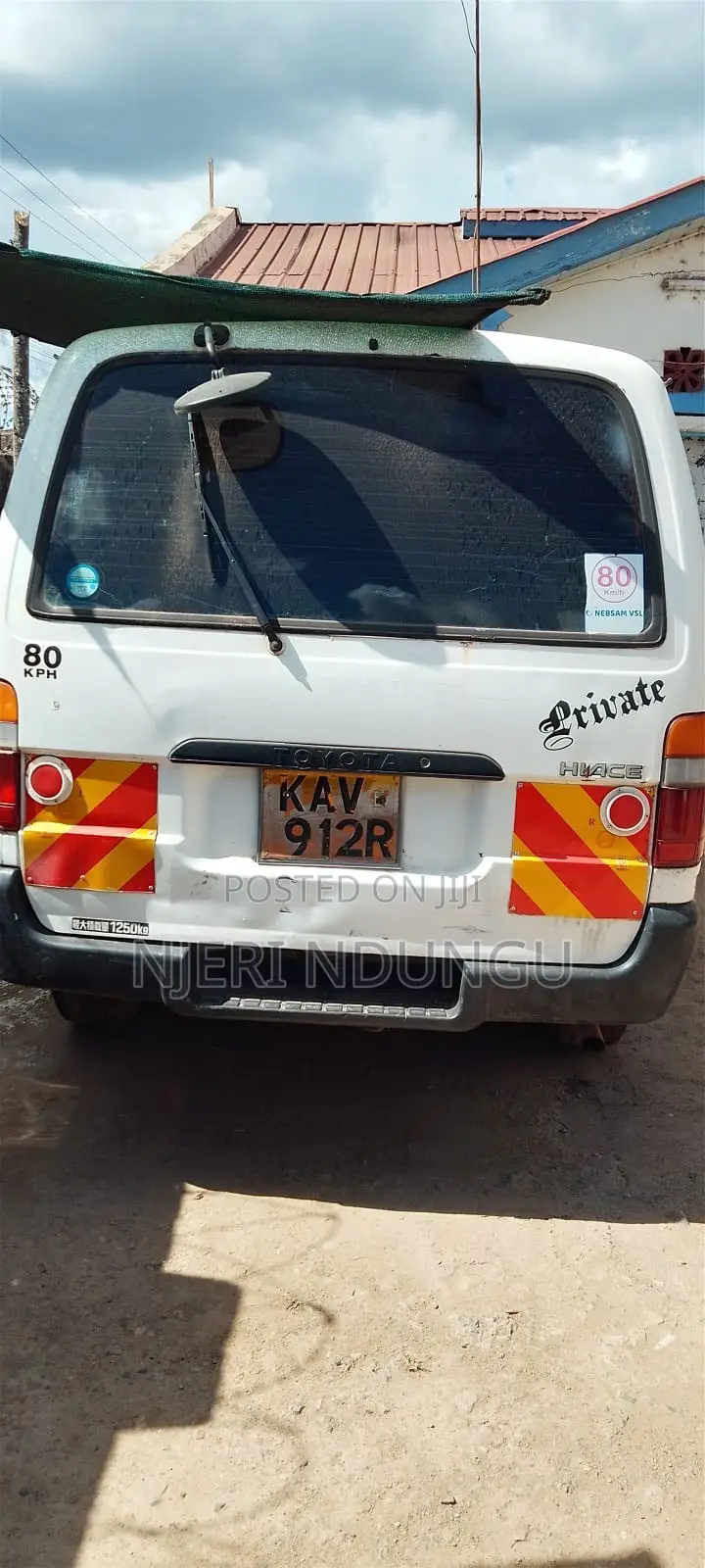 Toyota HiAce 2004 White