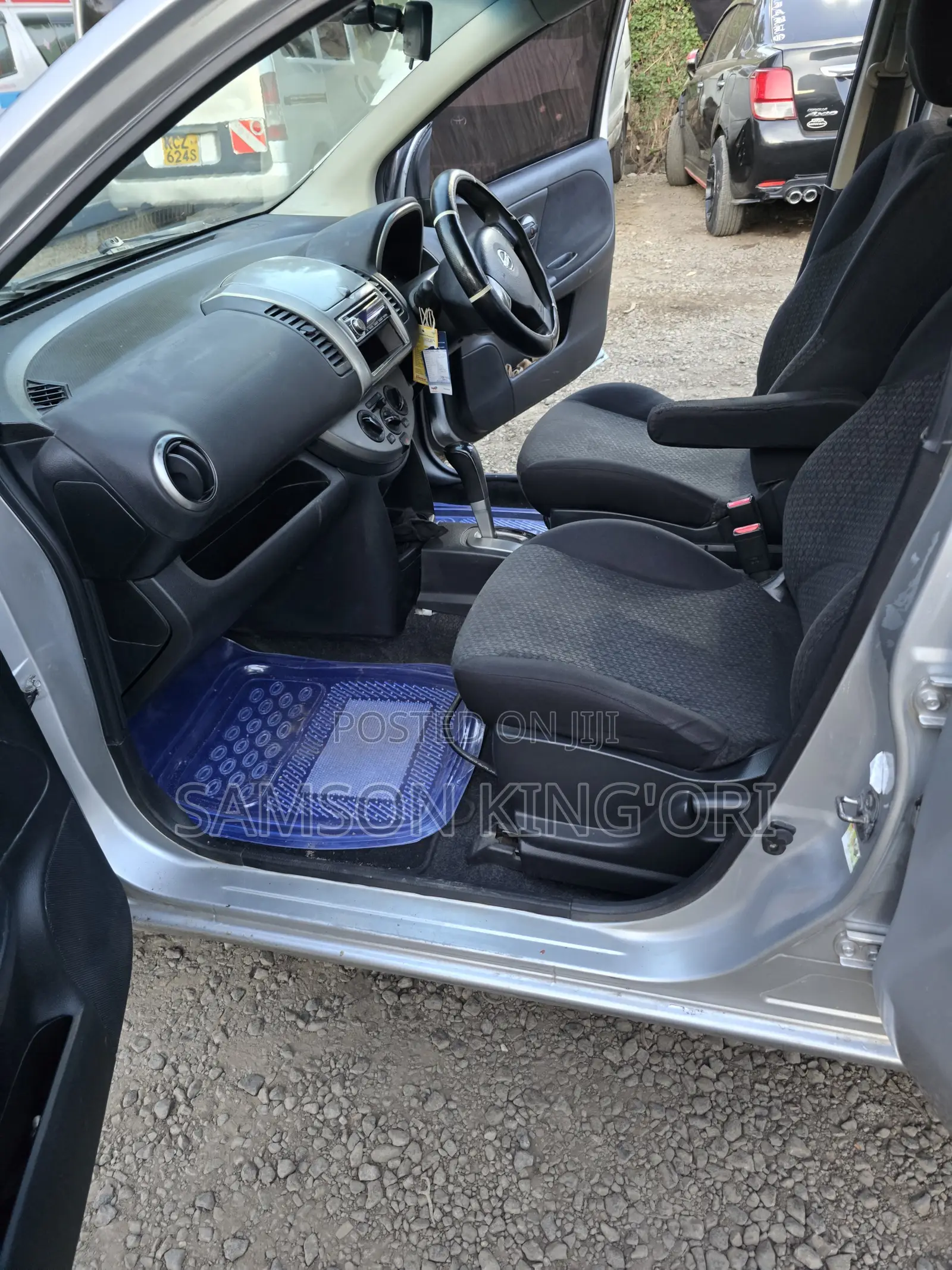 Nissan Note 2011 Silver