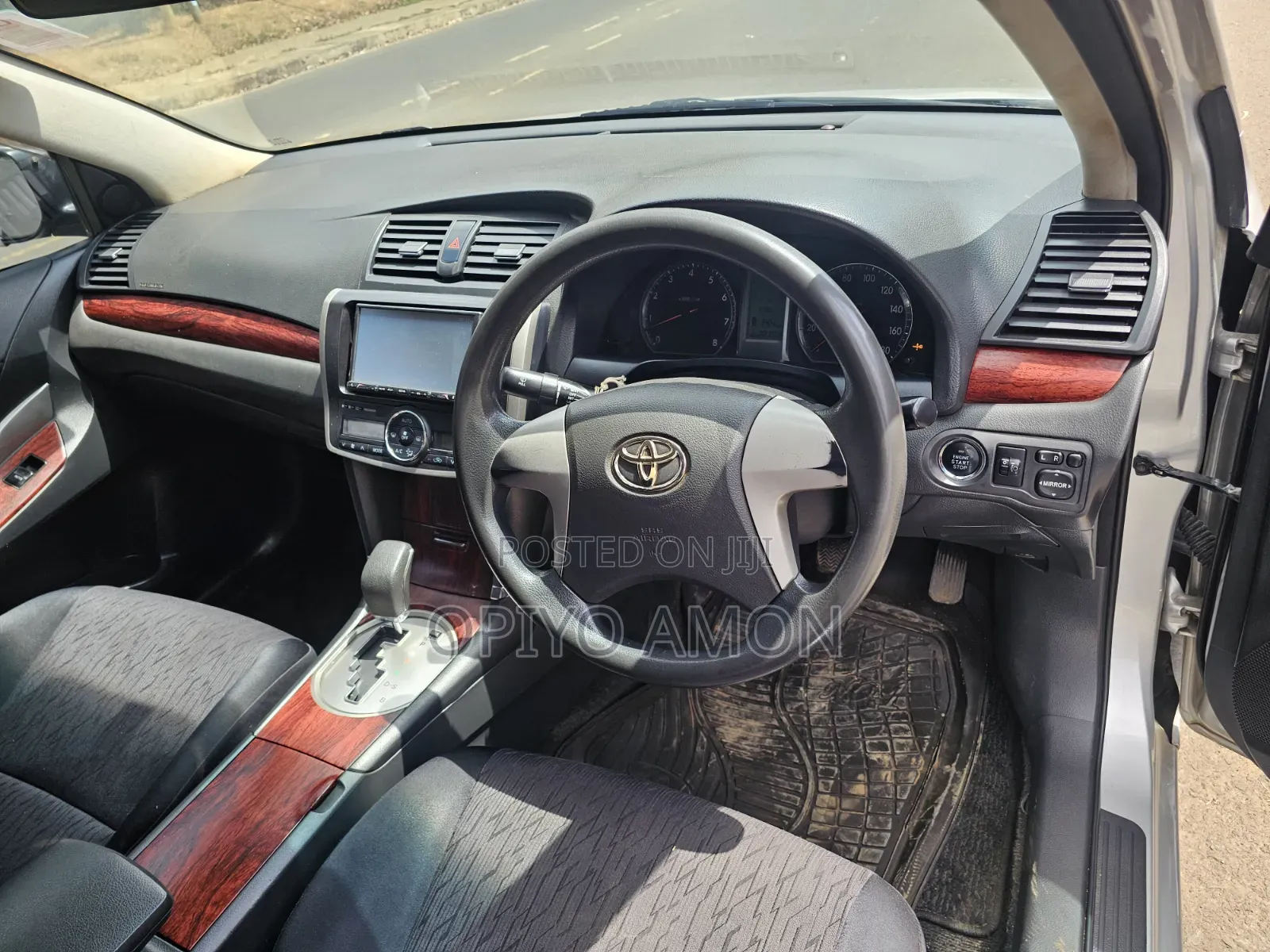 Toyota Allion 2010 Silver