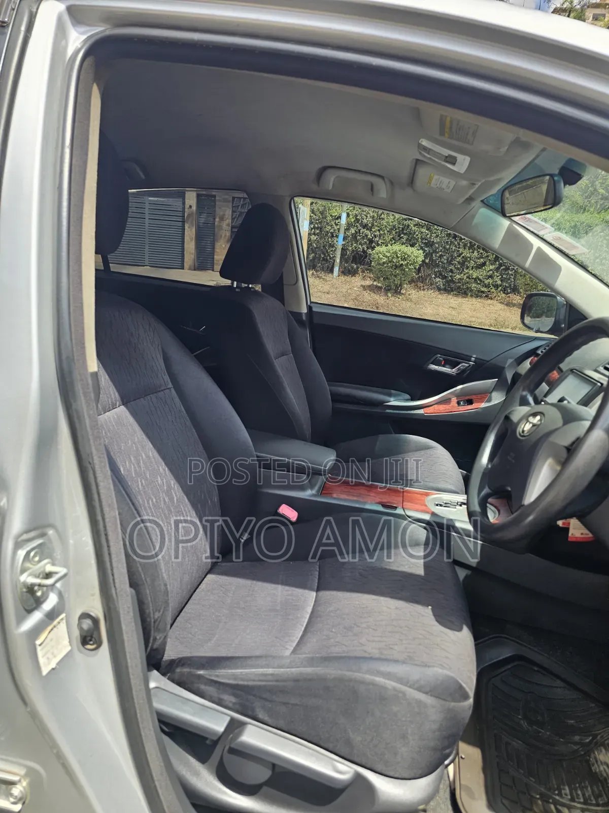 Toyota Allion 2010 Silver