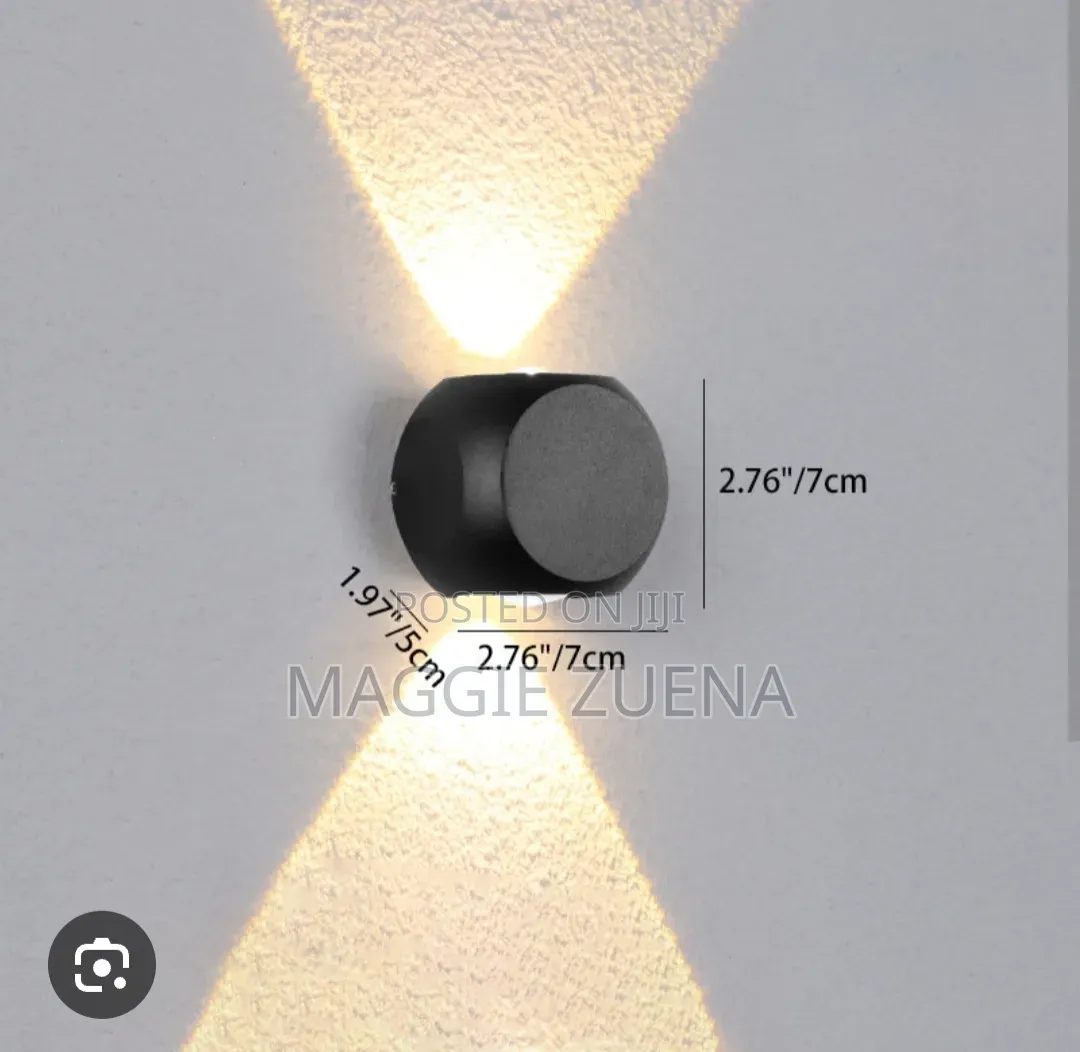 Outdoor Wall Light