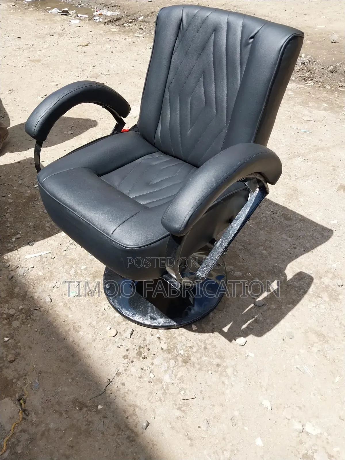 Rotating and Reclining Styling Chair