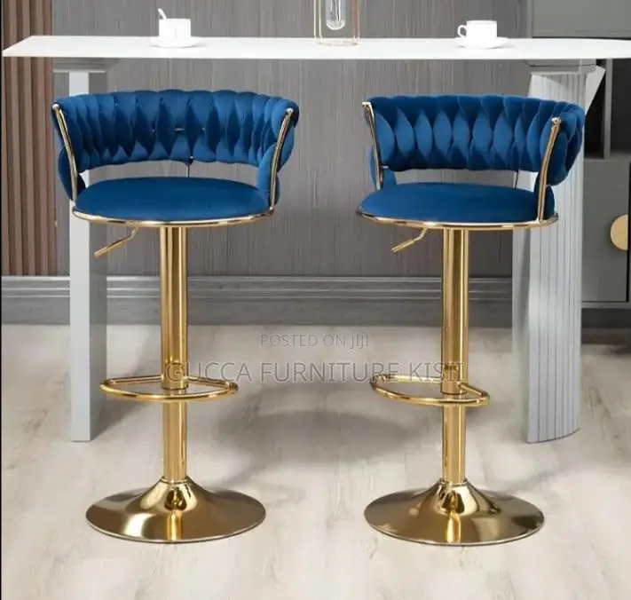 Comfy Fabricated Adjustable Swivel Counter Stool