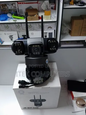 Outdoor 4G Triple Lens Camera for Remote Property Protection
