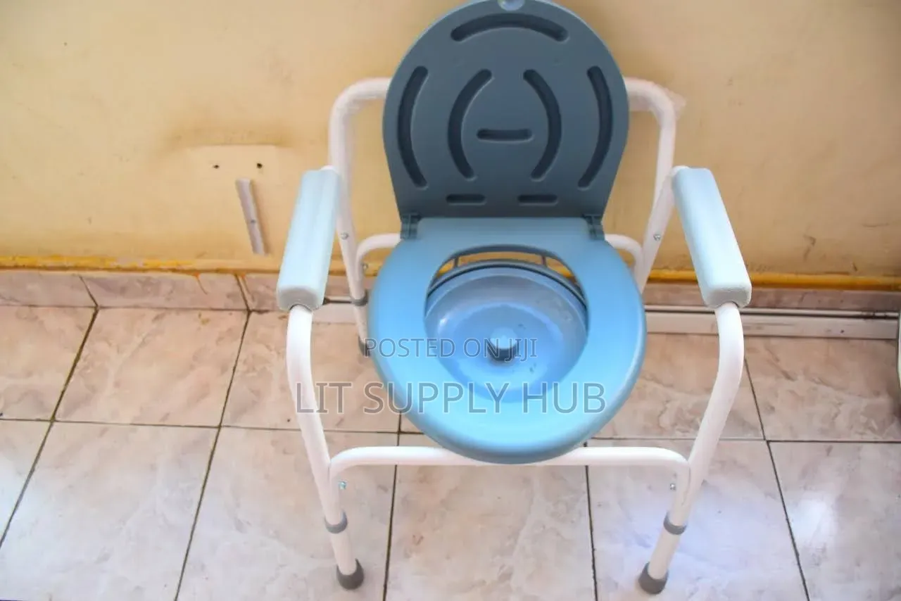 Commode Chair