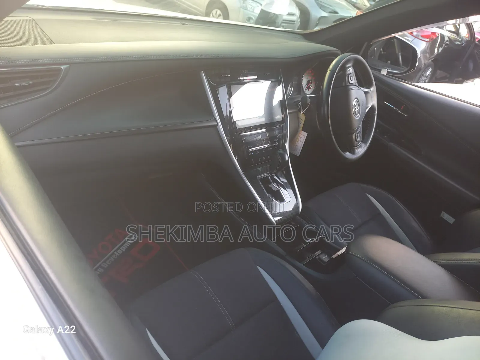 Toyota Harrier SV Premium 2014 White