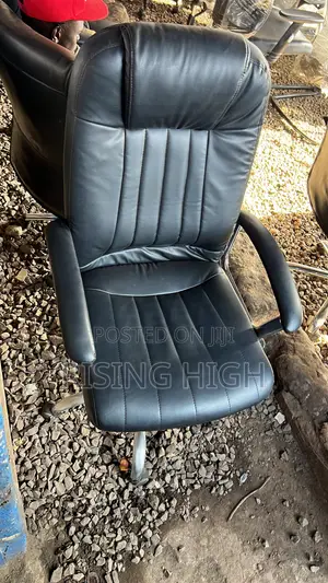 High Back Office Chairs. Better Support