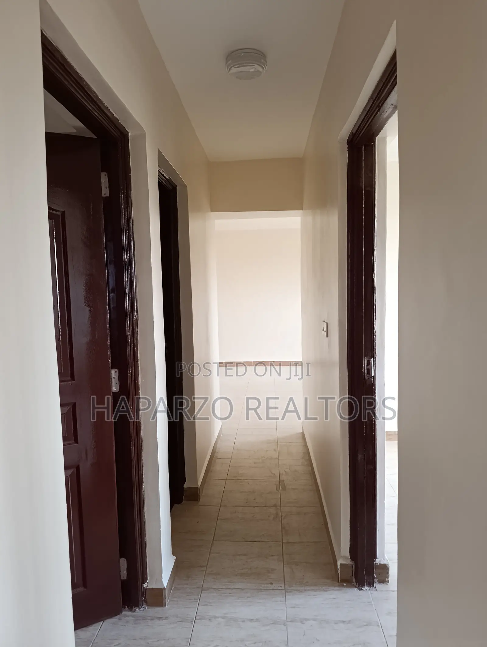 3bdrm Apartment in Kings Boma Estate, Gitothua for rent