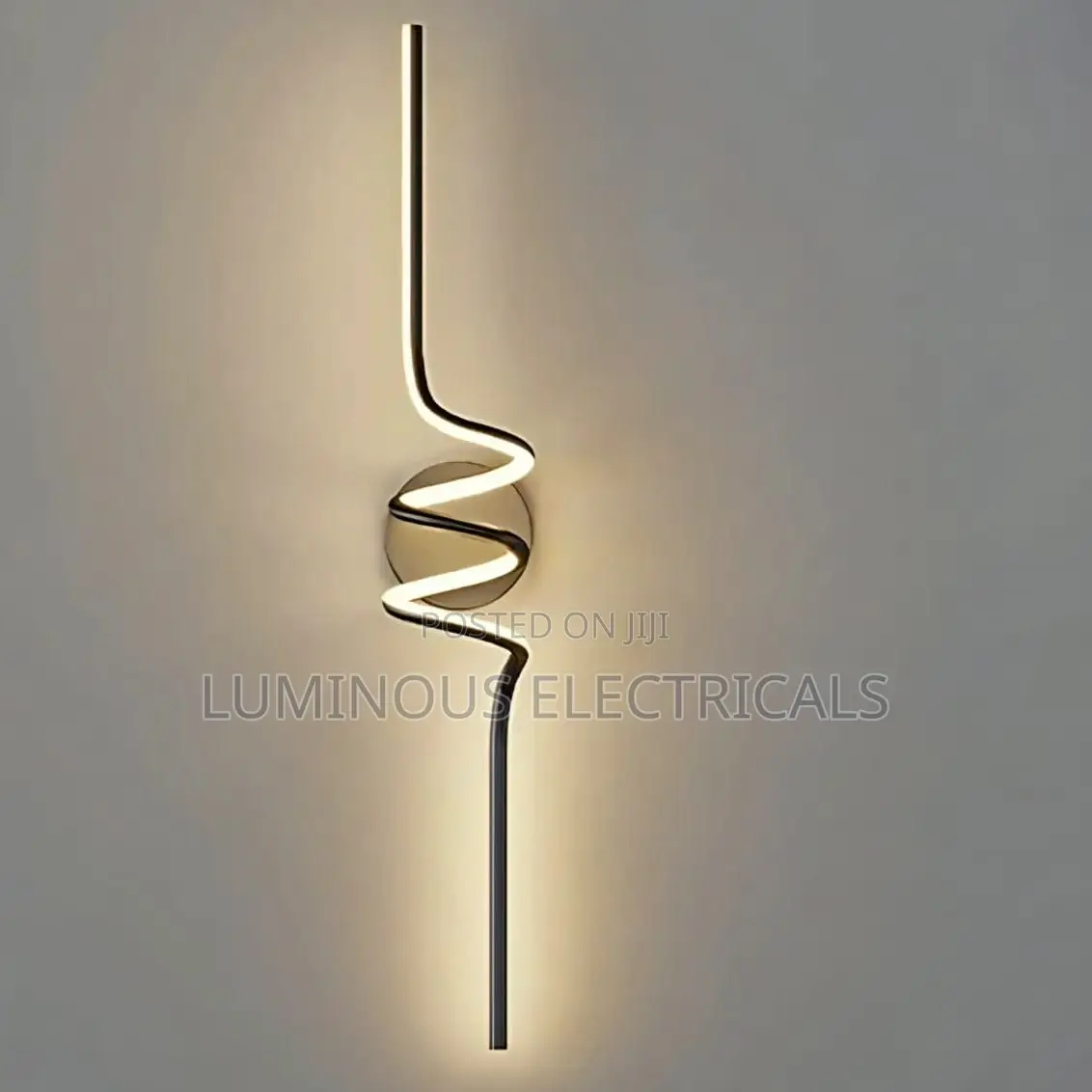 Modern LED Spiral Linear Wall Sconce Sleek Black Strip Bracket Light
