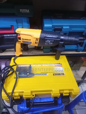 Professional DeWalt Rotary Hammer Machine