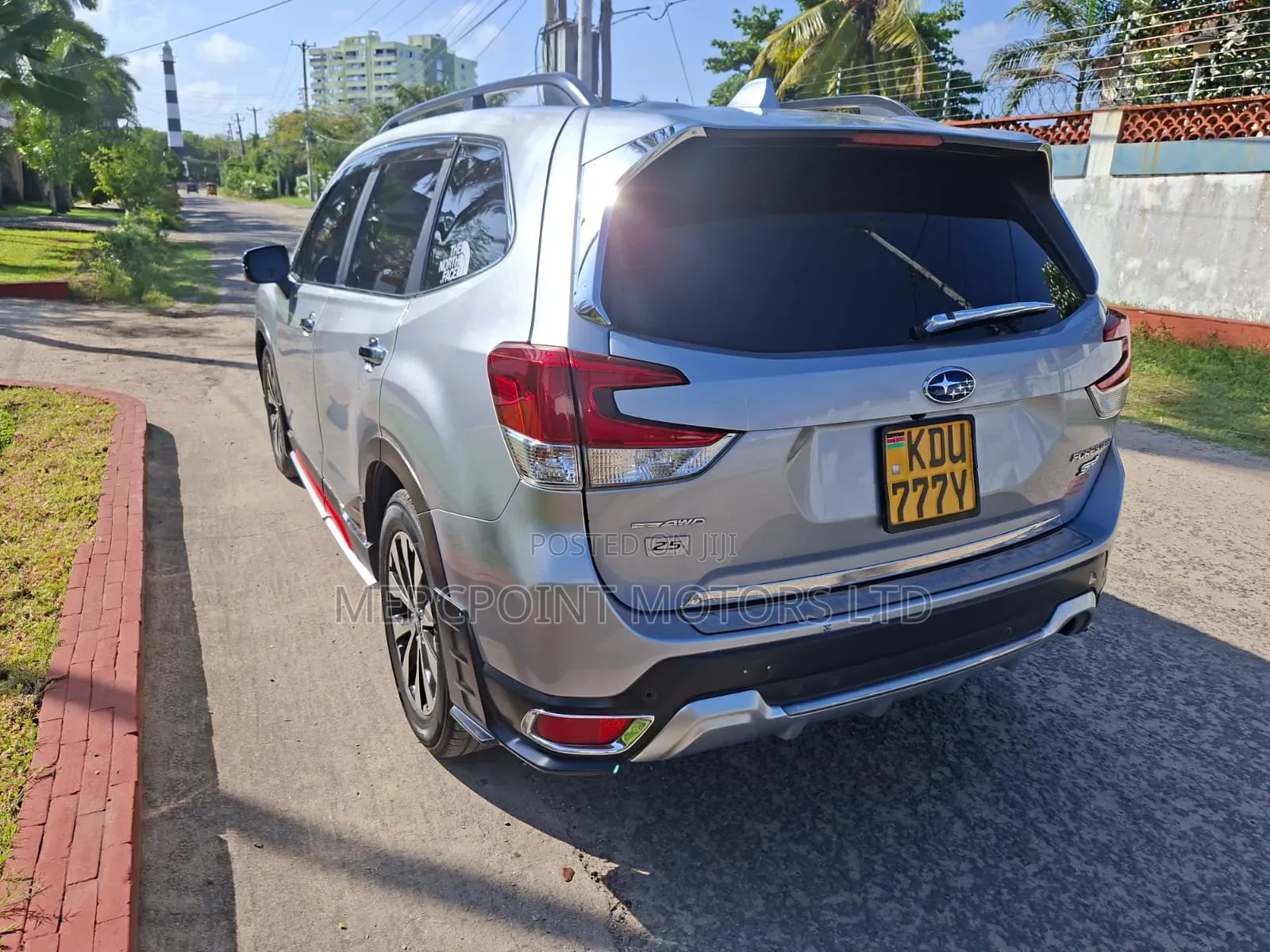 Subaru Forester 2018 Gray