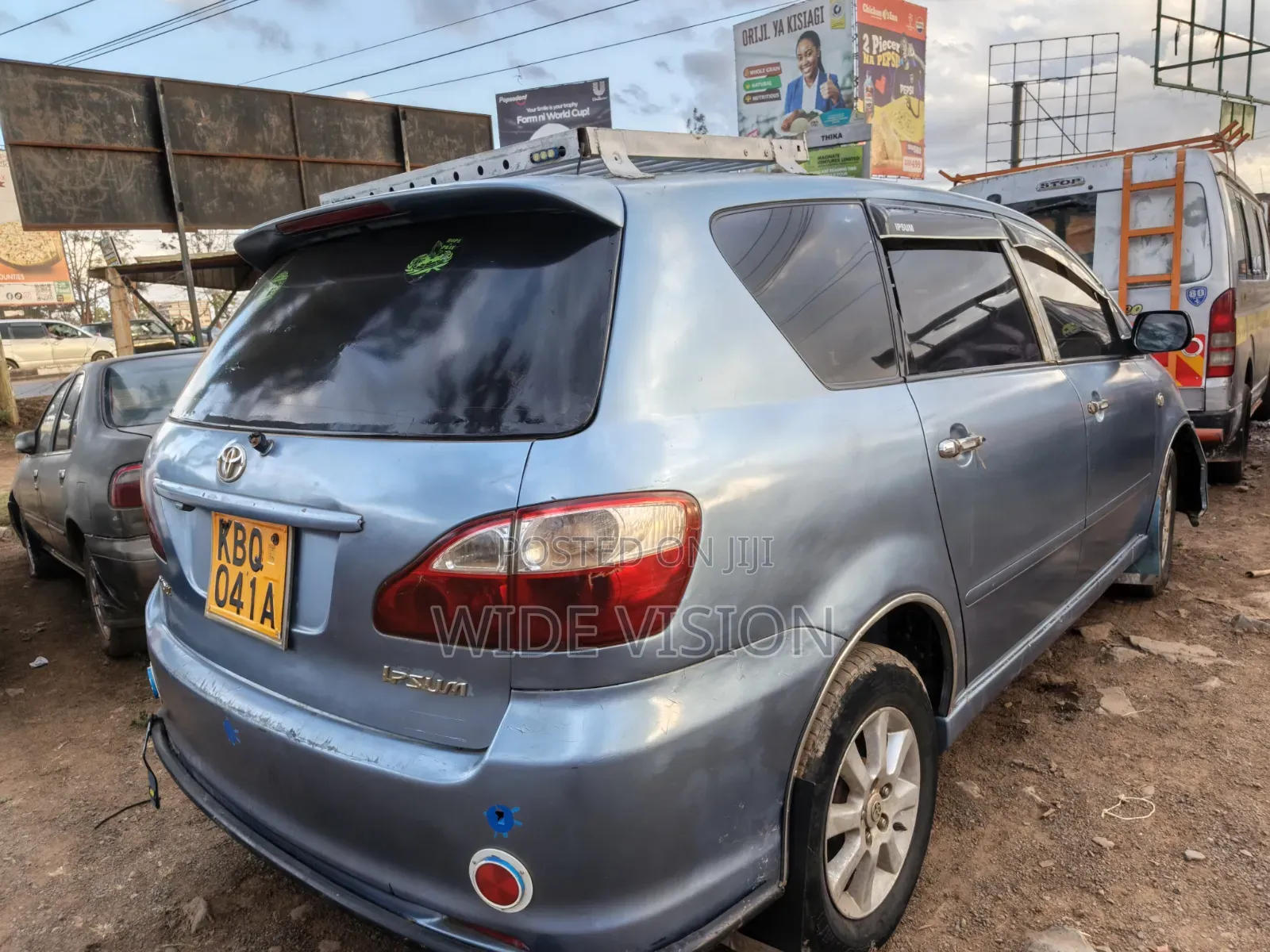 Toyota Ipsum 2004 Blue