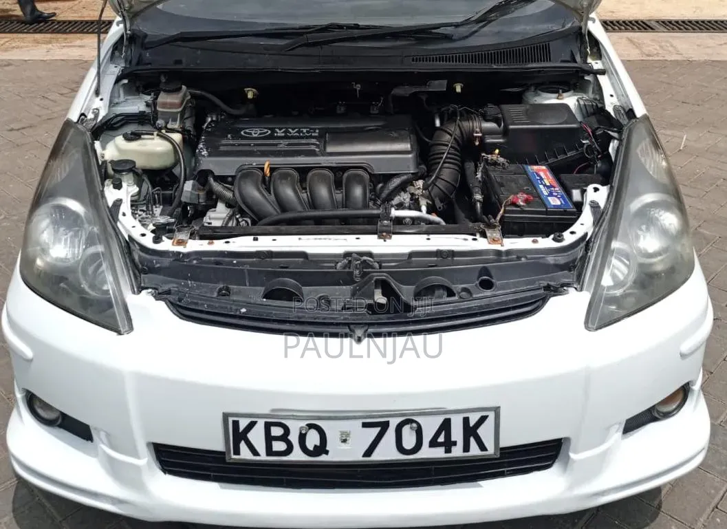 Toyota Wish 2006 White