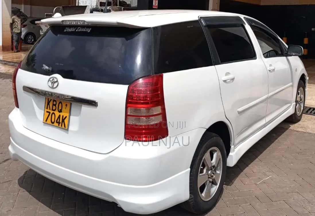 Toyota Wish 2006 White