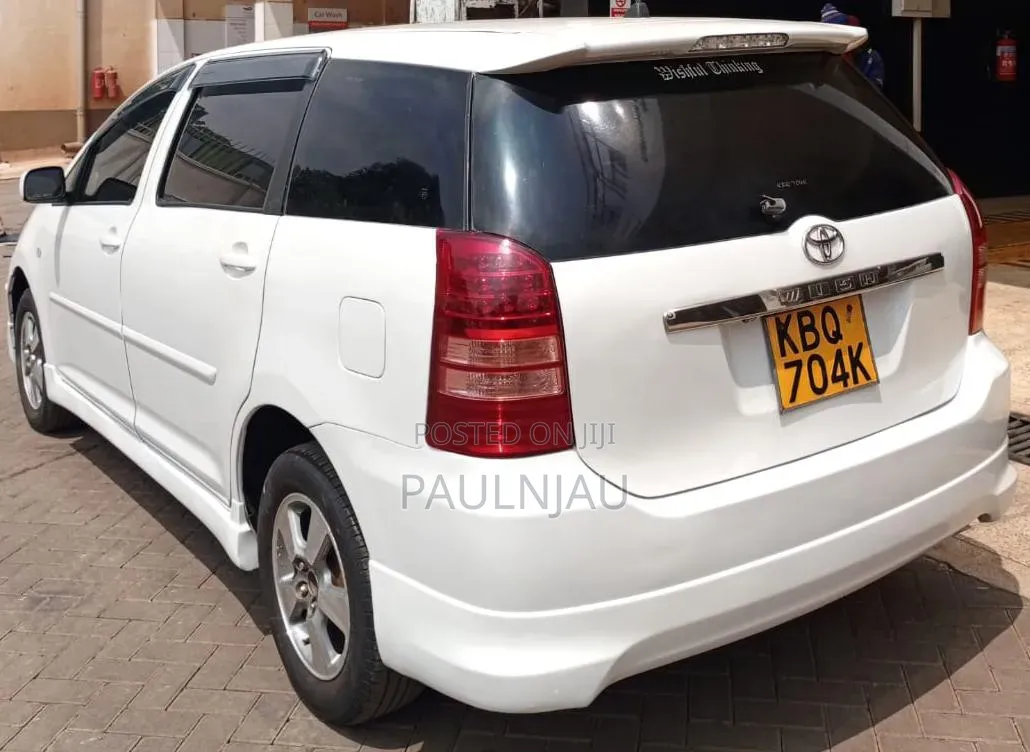 Toyota Wish 2006 White