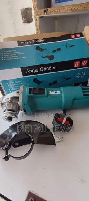4.5 " Makita Angle Grinder 
