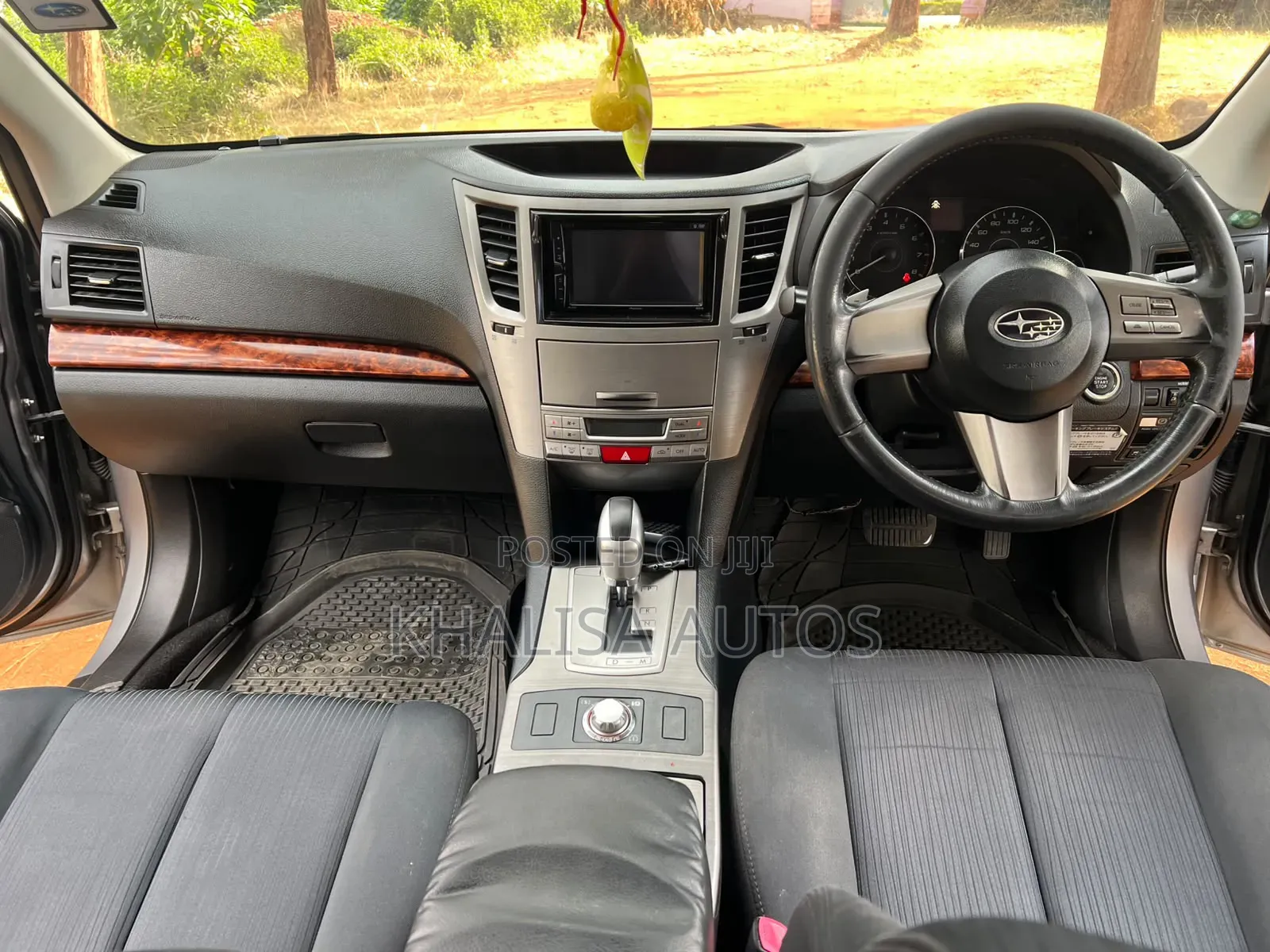 Subaru Legacy 2012 Silver