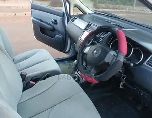 Nissan Tiida 2007 White