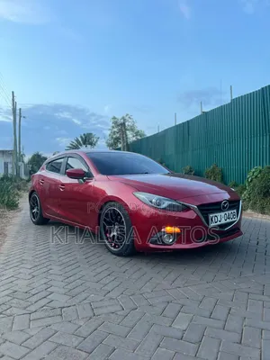 Mazda Axela 2016 Red