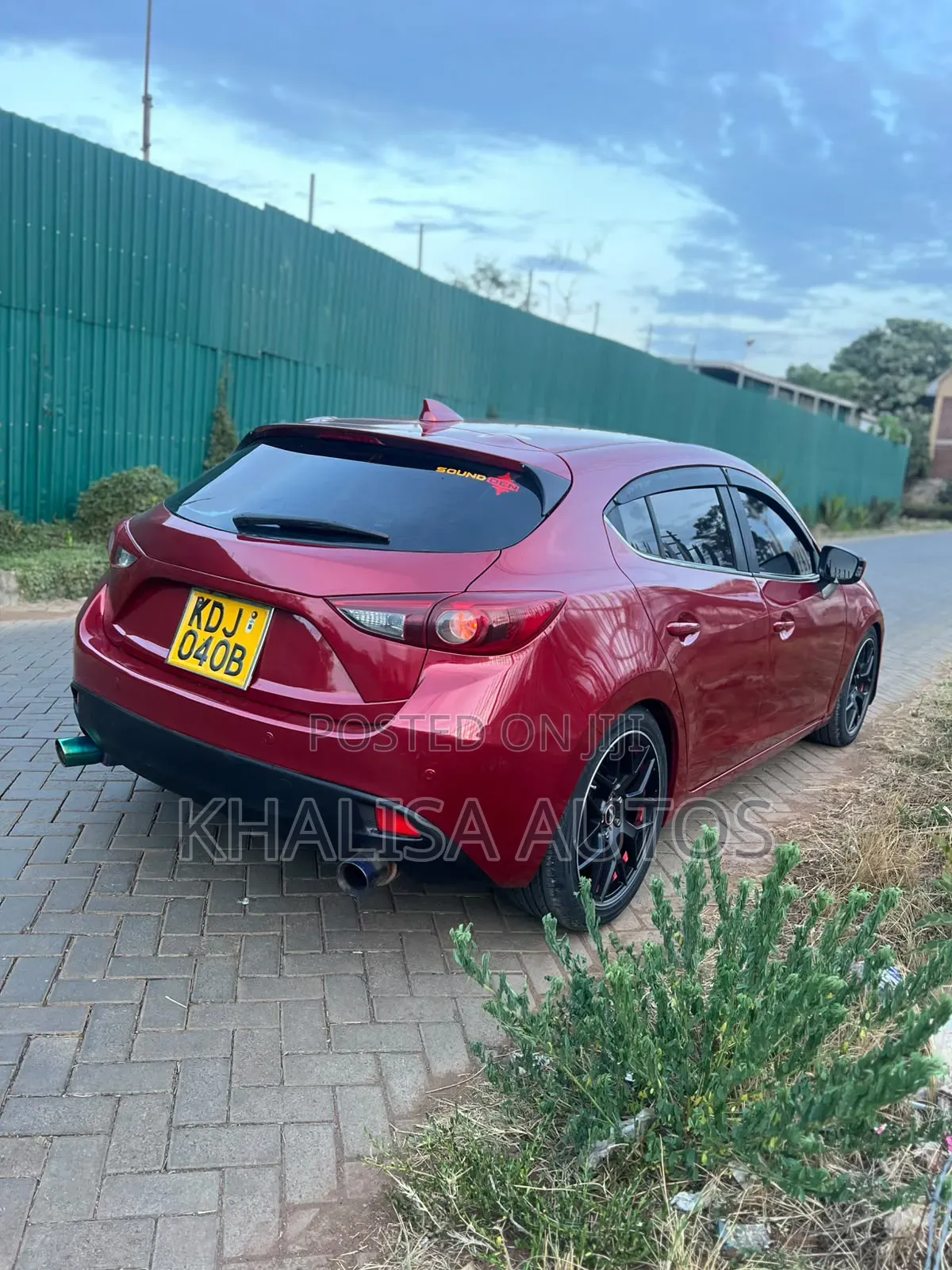 Mazda Axela 2016 Red