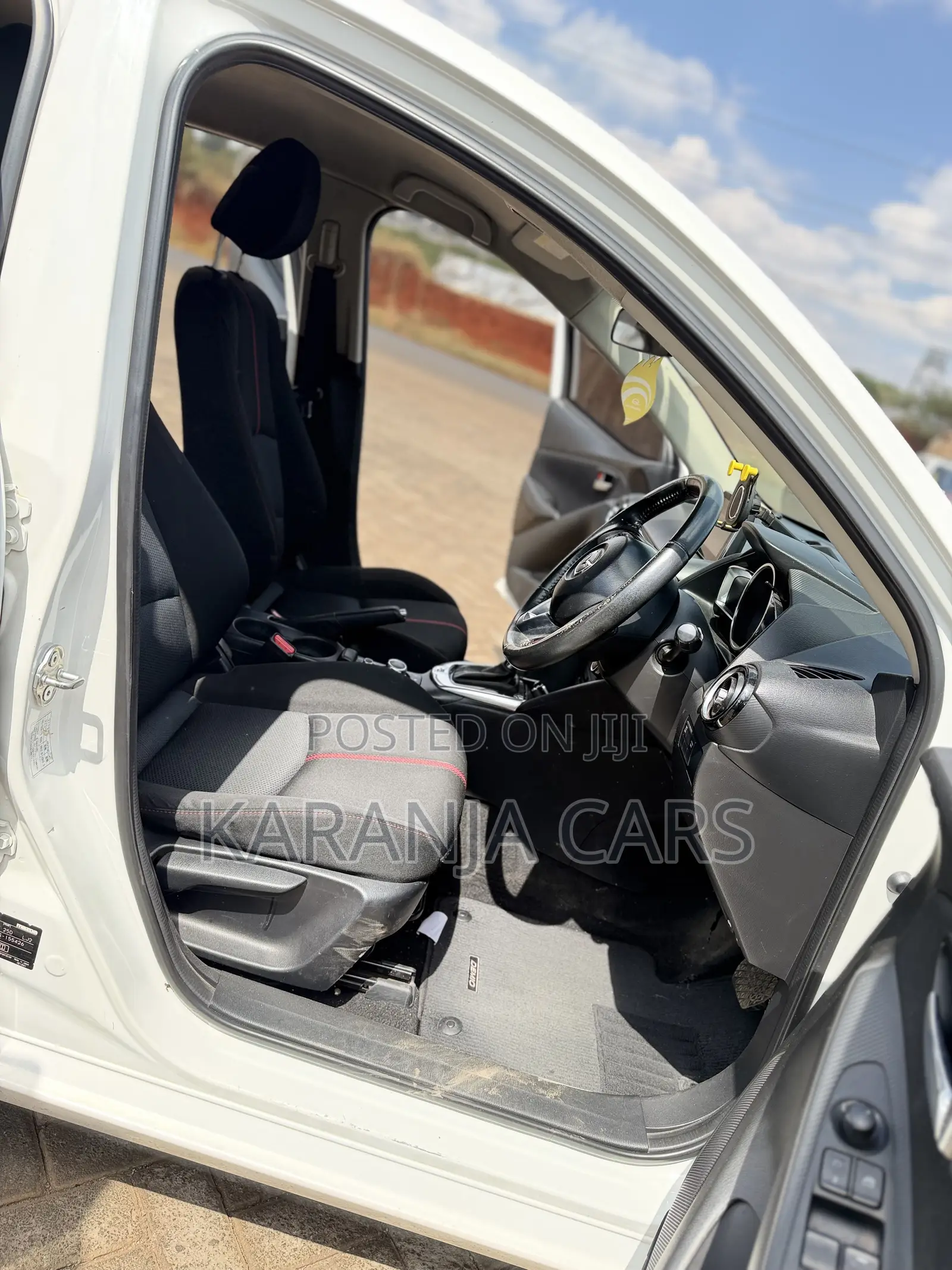 Mazda Demio 2016 Silver