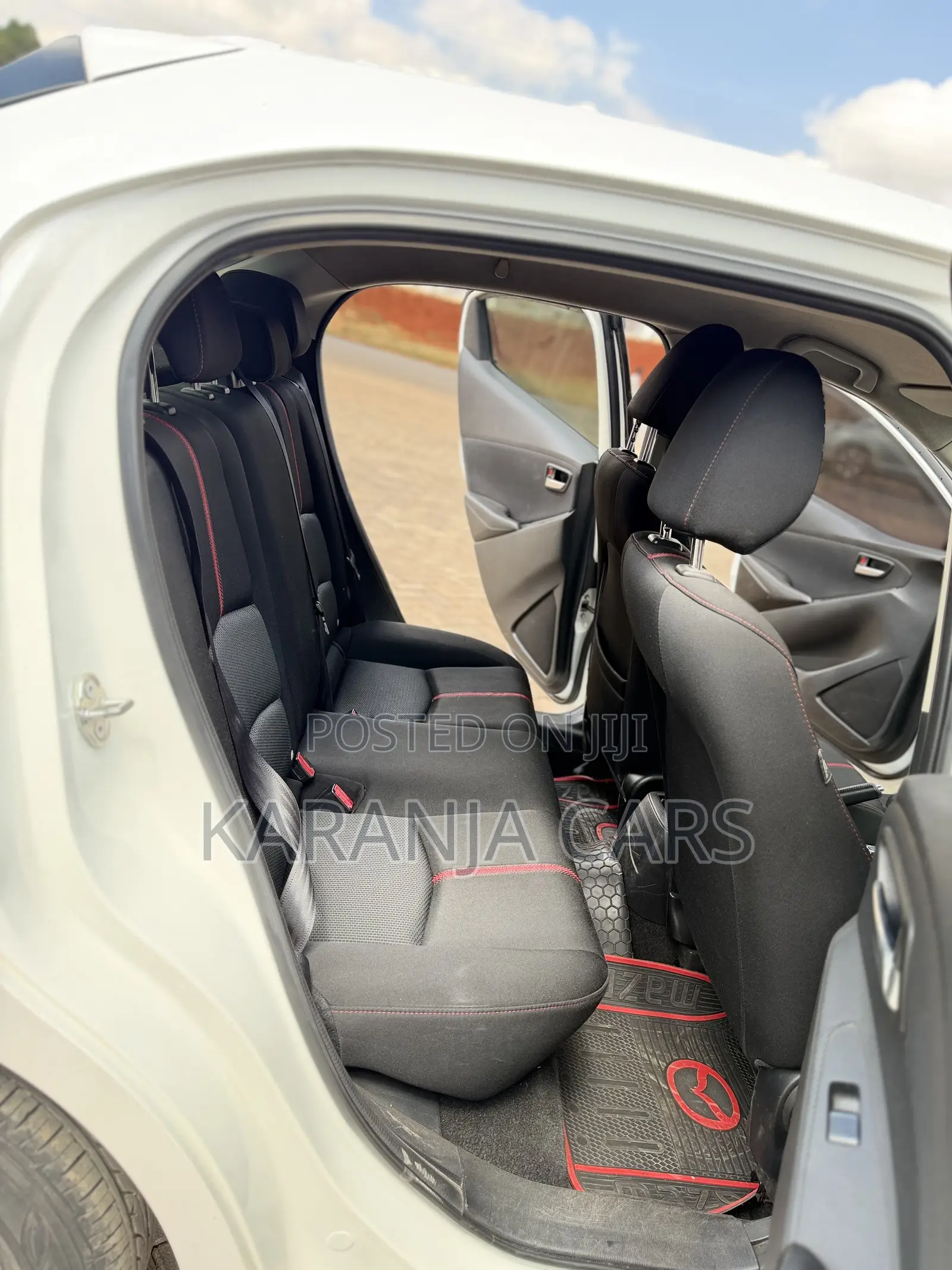 Mazda Demio 2016 Silver