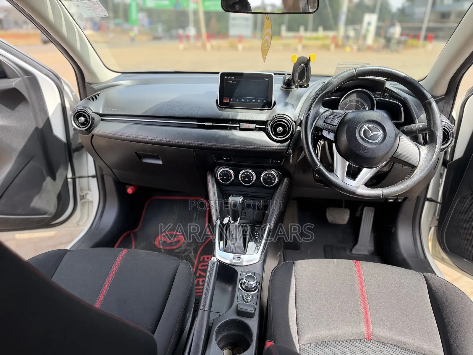 Mazda Demio 2016 Silver