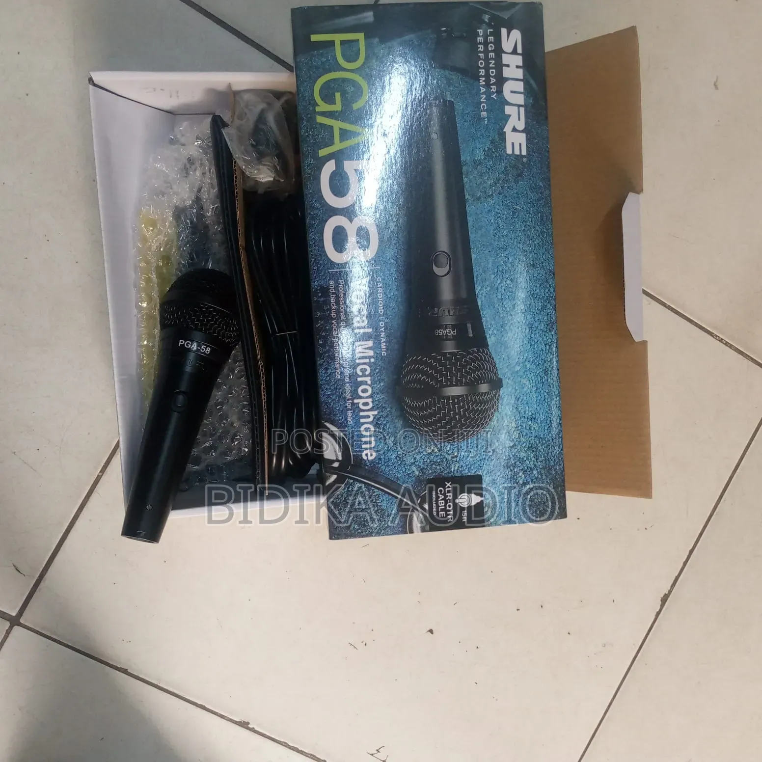 PGA 58 Wired Microphone