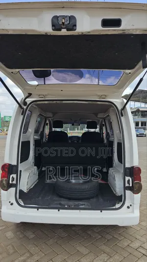 Nissan NV200 2015 White