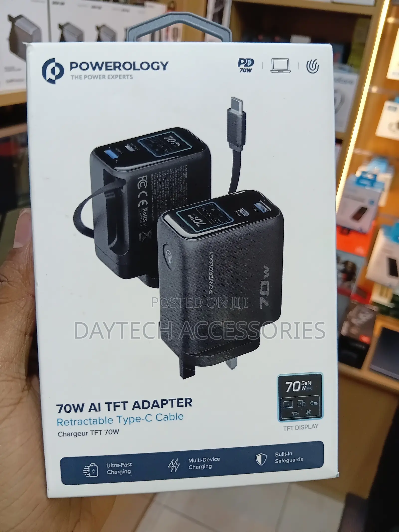 Powerology 70W AI TFT Adapter With Built-in Retractable Type-C Cable