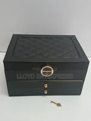 *3 Layered Jewelry Storage Box Made of Leather Material -Black
